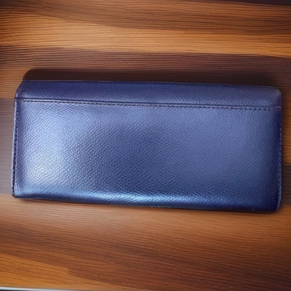COACH NY Metallic Blue Crossgrain Leather Slim Envelope Wallet Great Condition - Picture 2 of 9